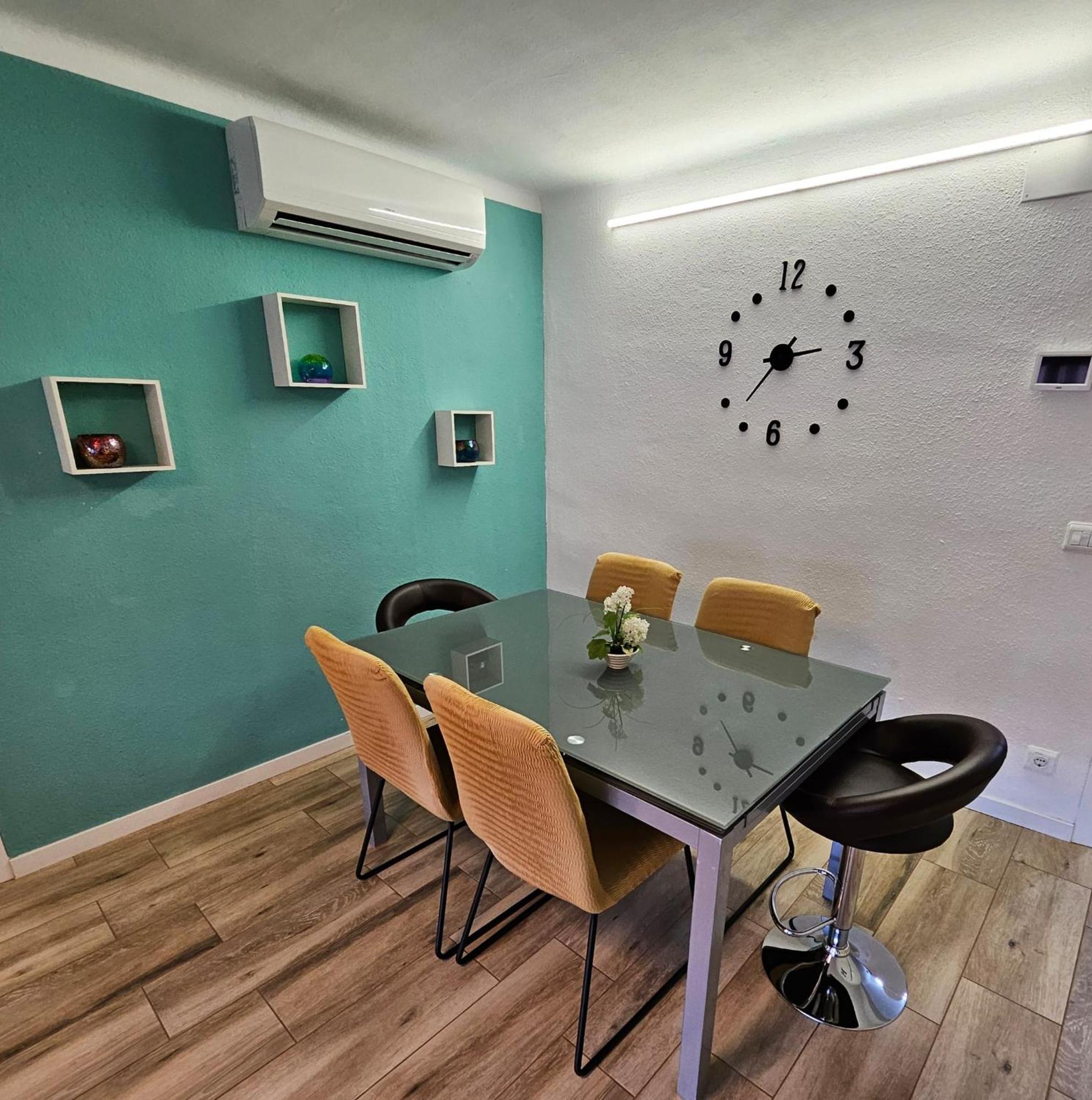 Apartamento Nuria Figueres  Exterior foto