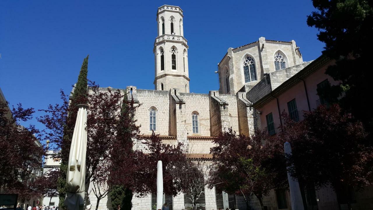 Apartamento Nuria Figueres  Exterior foto